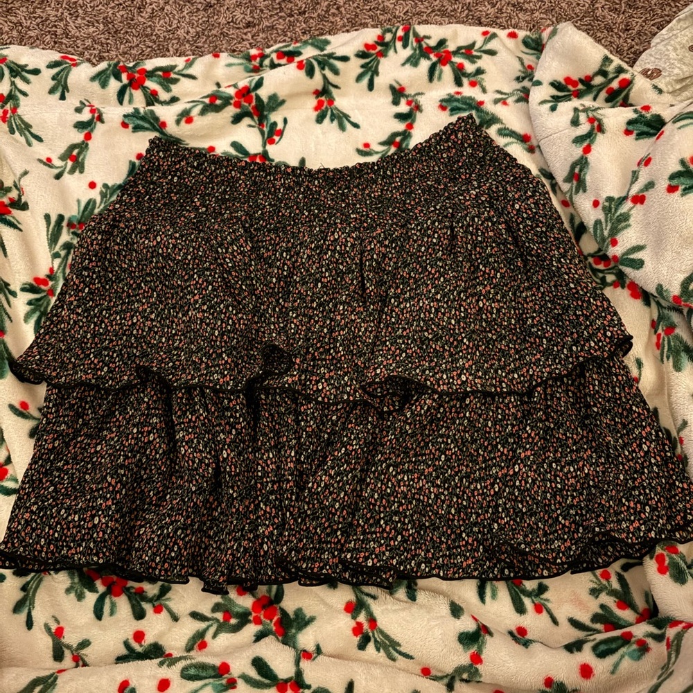 Black floral ruffle skirt